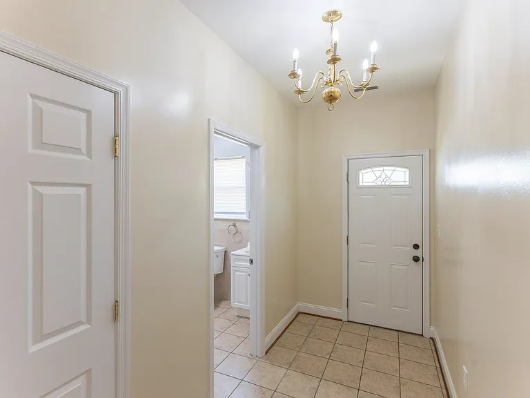 1706 Harman Ave — Photo 10