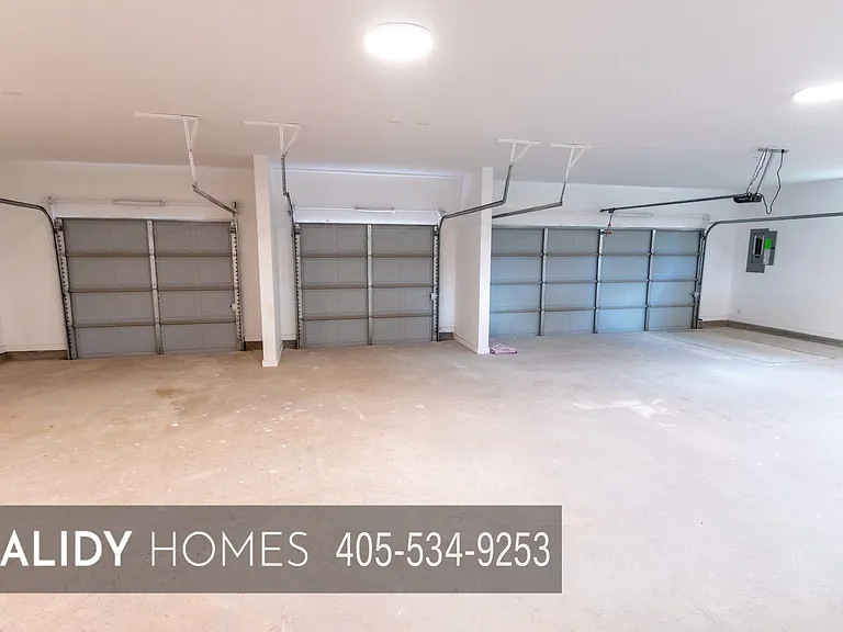 1679 Kalidy Dr — Photo 27