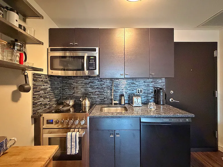 603 4th Ave #4B — Photo 4