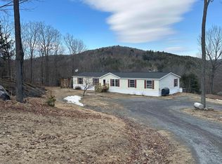 4884 South Rd, Bradford, VT 05033