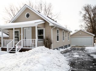 451 Golf Rd, Crystal Lake, IL 60014