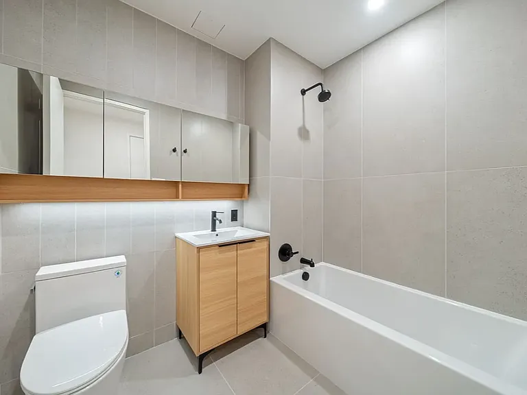 931 Carroll St #612 — Photo 5