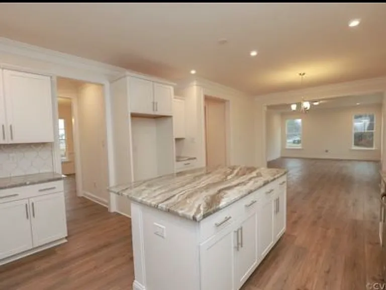3502 Macallan — Photo 6