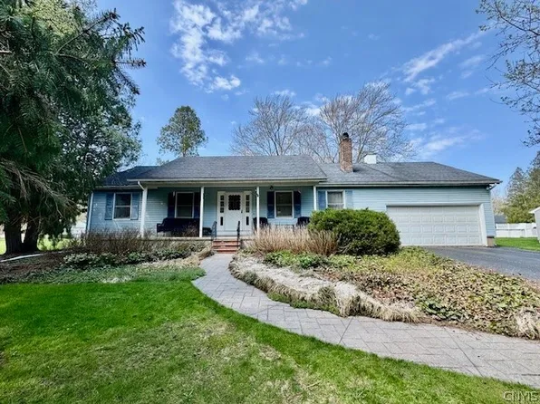 1108 Palmer Dr, Canastota, NY 13032