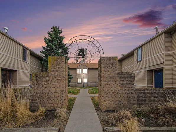 300 Briarcrest Dr Unit 140, Ann Arbor, MI 48104