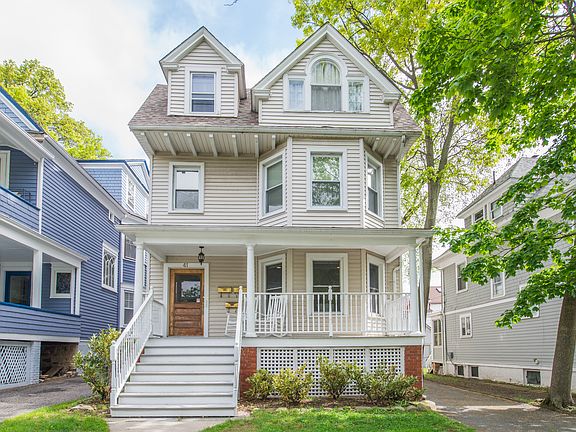 3rd image of 41 Montague Pl #C0001-1