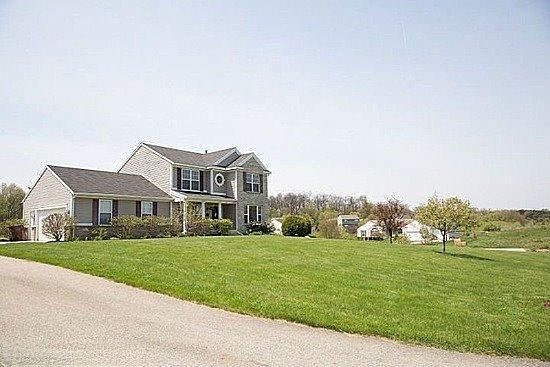 1st image of 7891 Robertson Run NE