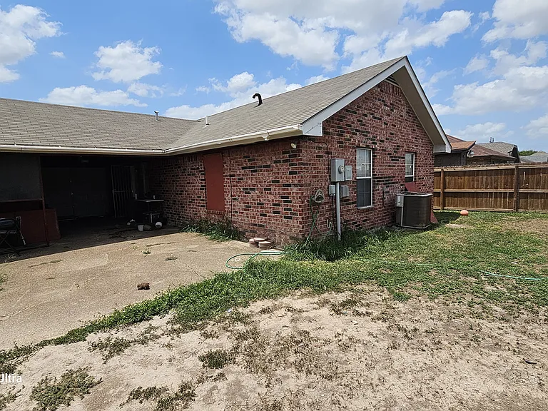 2200 El Sol St — Photo 19