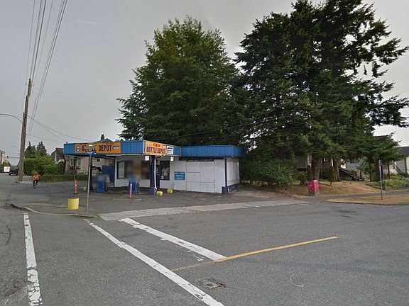 4th image of 916 8th St