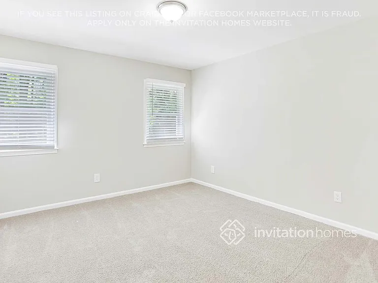 542 Allana Ct — Photo 14