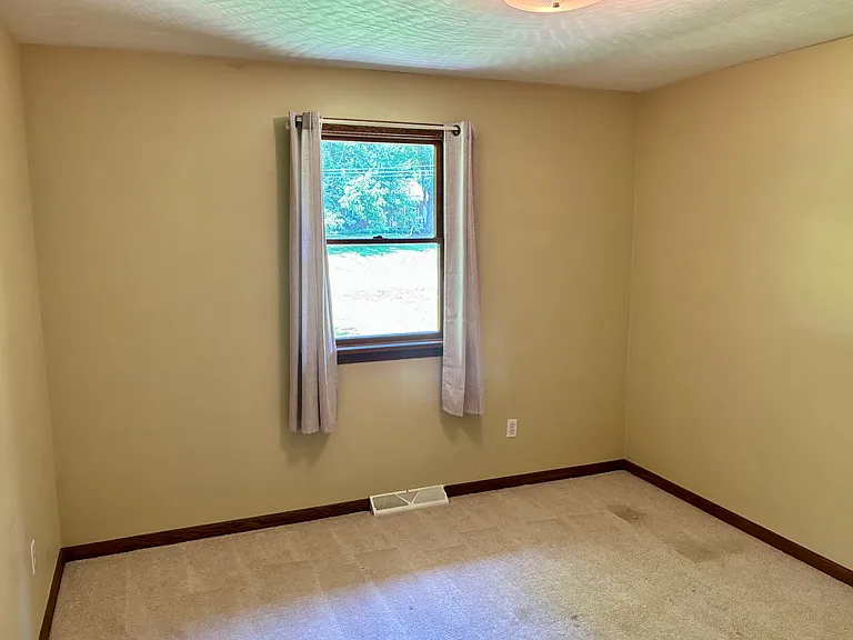 1534 Jones Ave — Photo 15