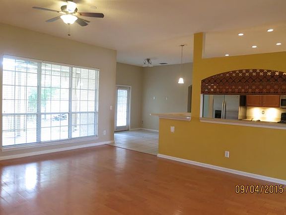 4th image of 11350 Willesdon Dr S
