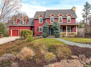 665 S Oregon St, Jacksonville, OR 97530