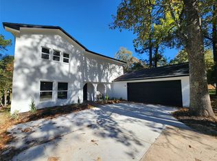 2215 Athens Dr, New Caney, TX 77357