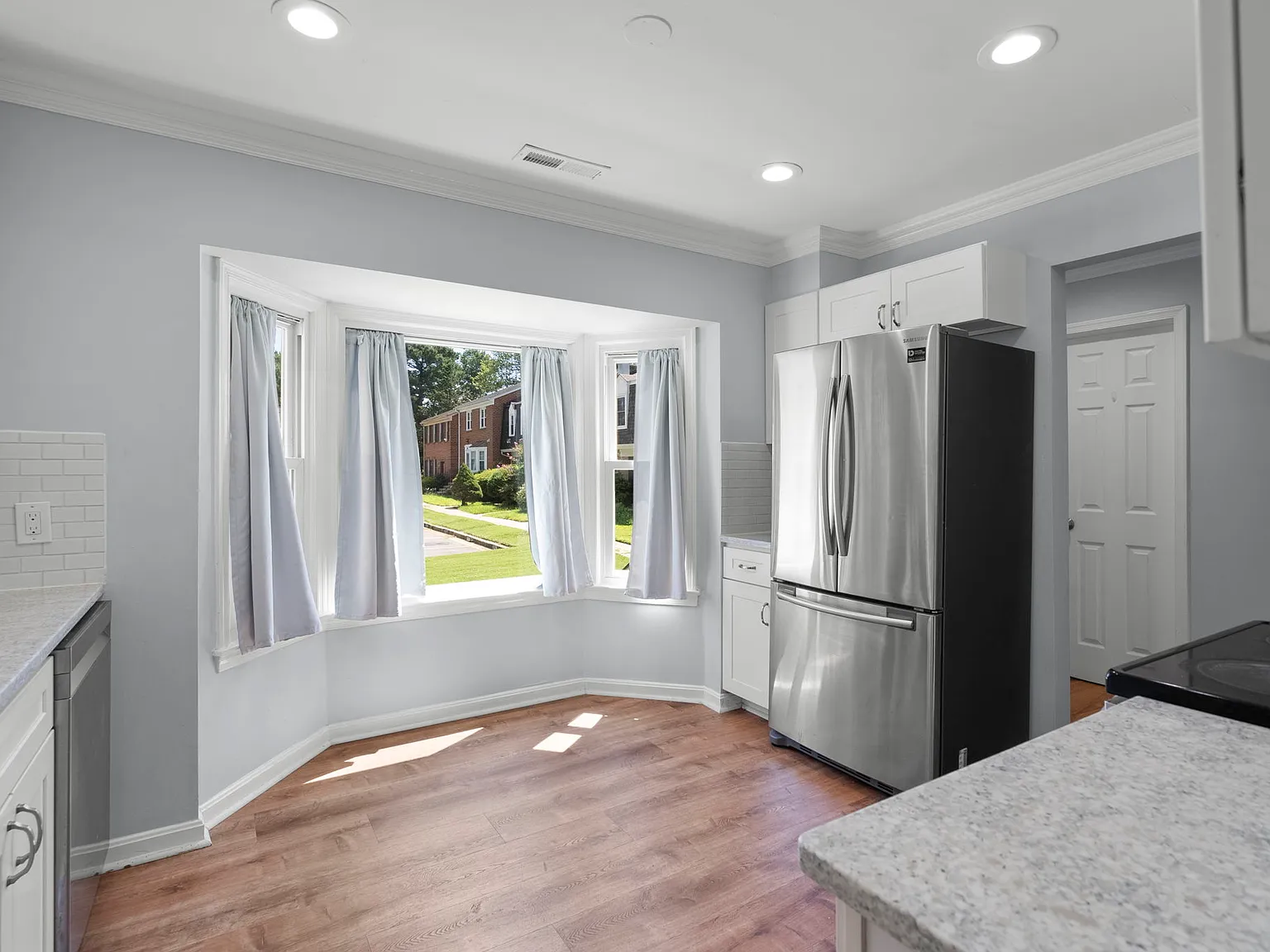 4 bed, 3.5 bath, 1772 sqft, $3,000 — Photo 1