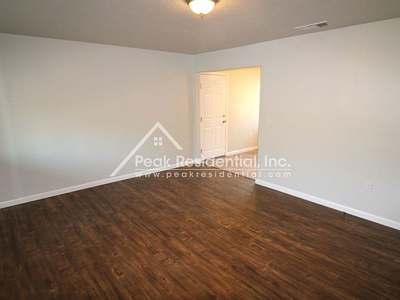 4th image of 8846 Lance Ave