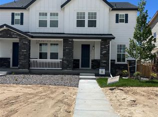 6250 N Nepal Ct, Aurora, CO 80019