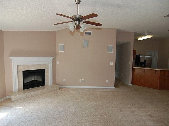 3rd image of 5139 Cocoa Dr
