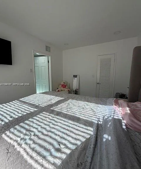 821 NE 6th St #2 — Photo 10
