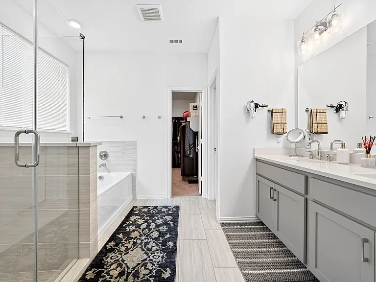 2109 Hibiscus Ln — Photo 17