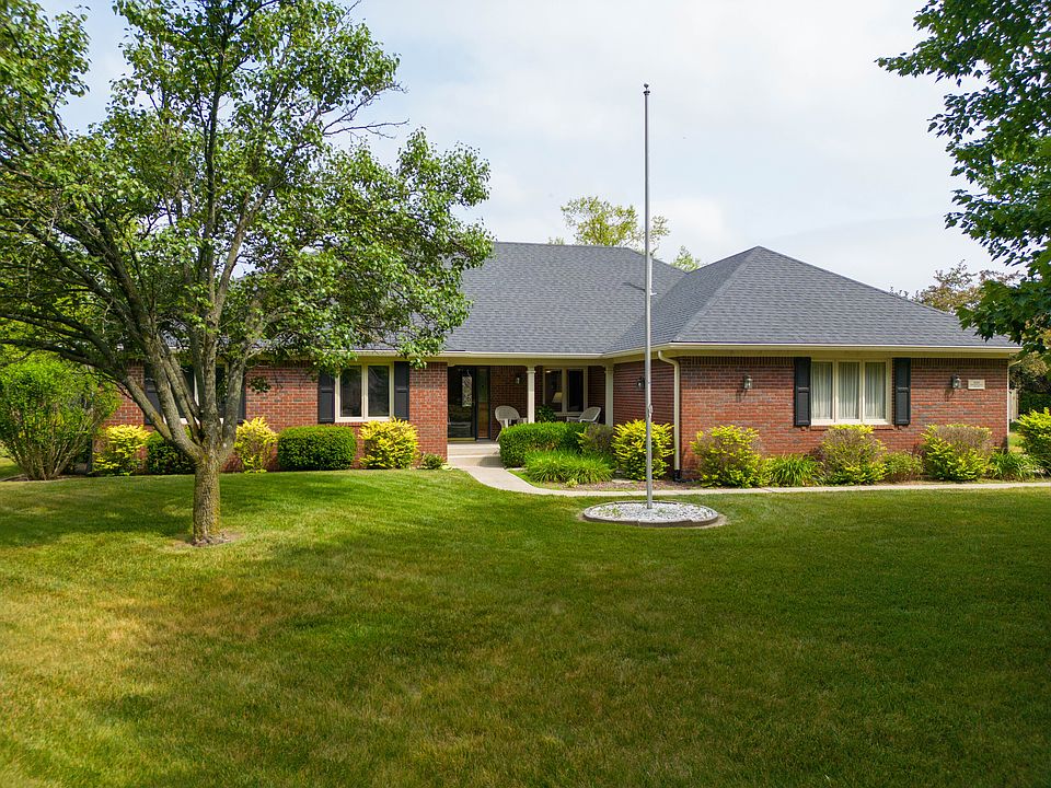 1st image of 220 Innisbrooke Dr
