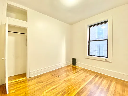 Rented by Bohemia Realty Group | media 19