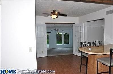 5th image of 900 Cobblestone Dr