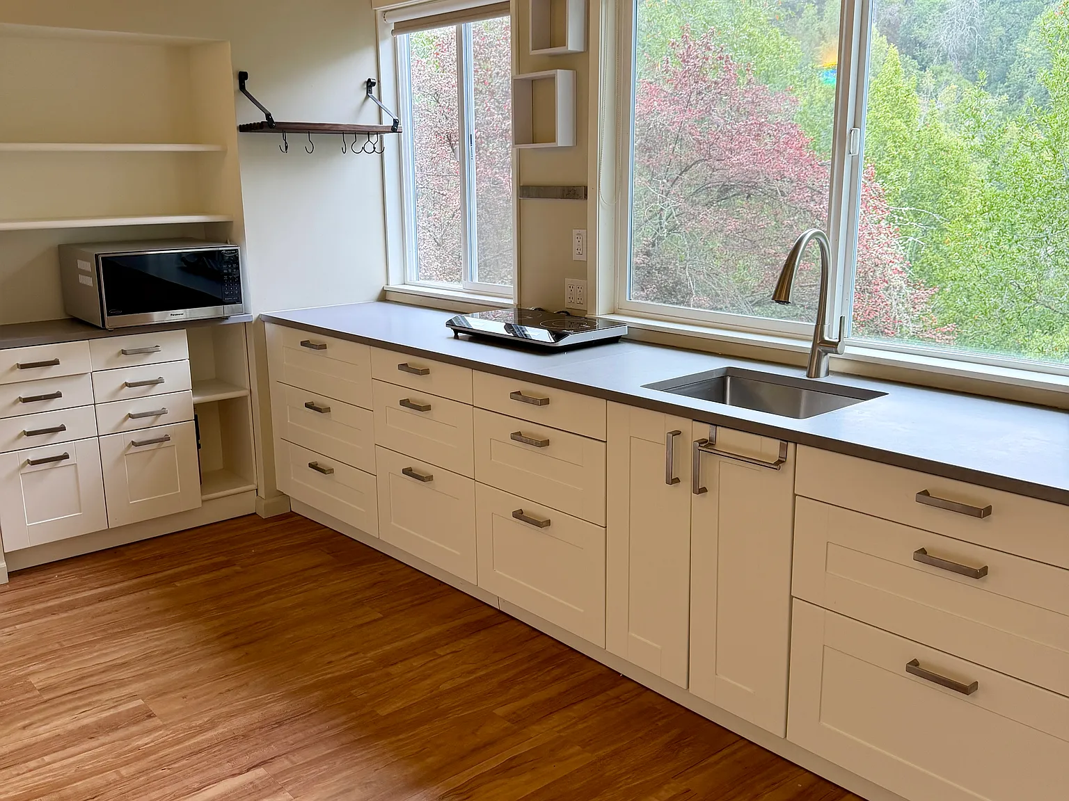 Studio, 358 sqft, $2,300 — Photo 2
