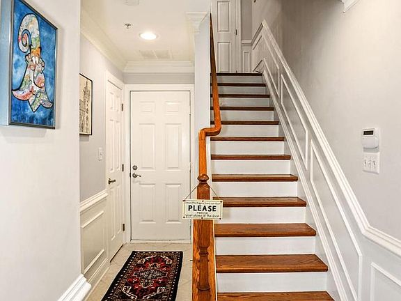 5th image of 308 S Payne St