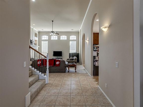 4th image of 8832 NW 121st Ter