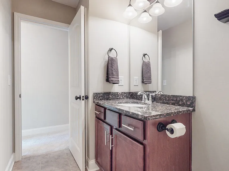 2093 Newark Ln — Photo 24