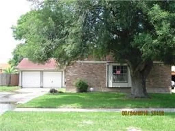 8719 Collingsdale Rd, La Porte, TX 77571