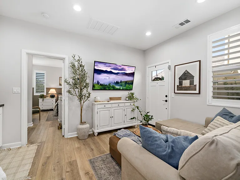 Gen-suite living room