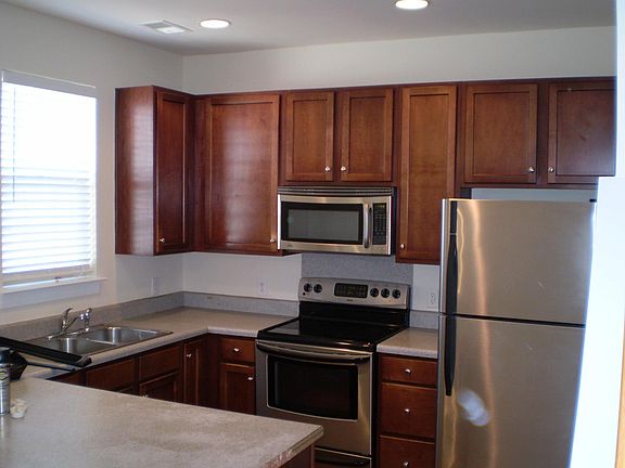 5th image of 21330 Pine St