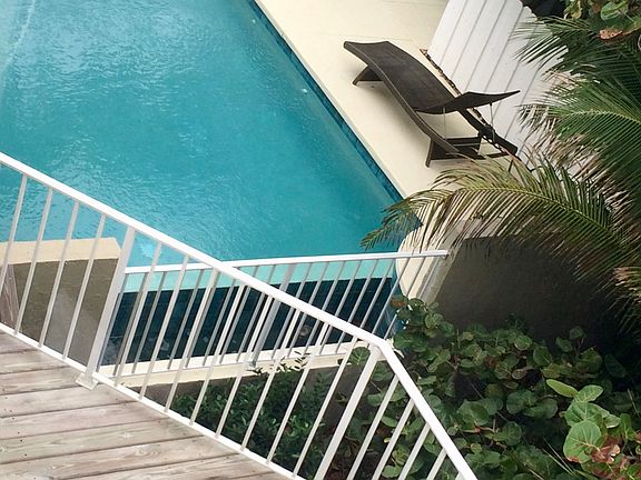 5th image of 980 Ocean Dr