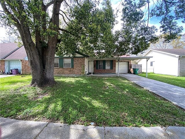 1st image of 208 Bienville Dr