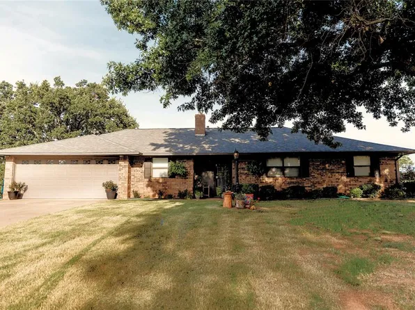 405 Berry Ln, Chandler, OK 74834