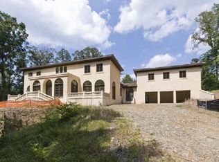 468 Tara Trl NW, Sandy Springs, GA 30327