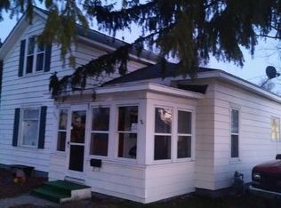 609 State St, Three Rivers, MI 49093