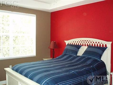 5th image of 1524 SW 50th St APT 103