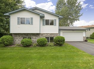 9798 Hamlet Ave S, Cottage Grove, MN 55016