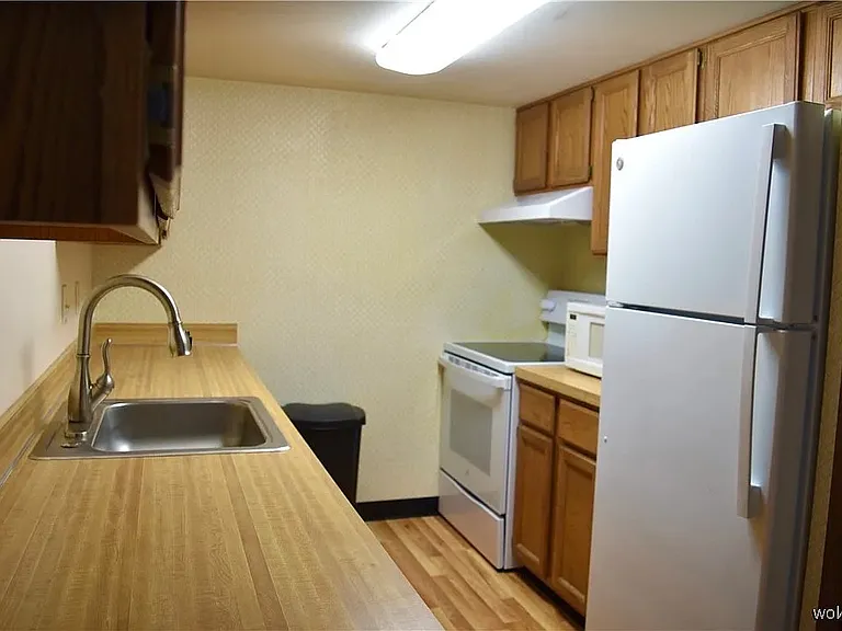 3257 Mayfield Rd #1 — Photo 1