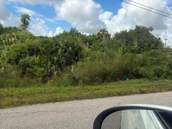 305 W 6th Street, Lehigh Acres, FL 33972