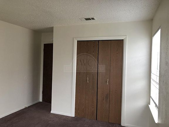 3rd image of 1309 Quail Cir APT C