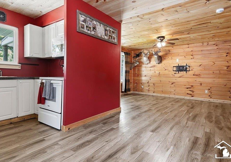 13637 Wright St, photo 7