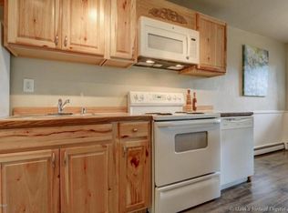 1348 Nelchina St, Anchorage, AK 99501