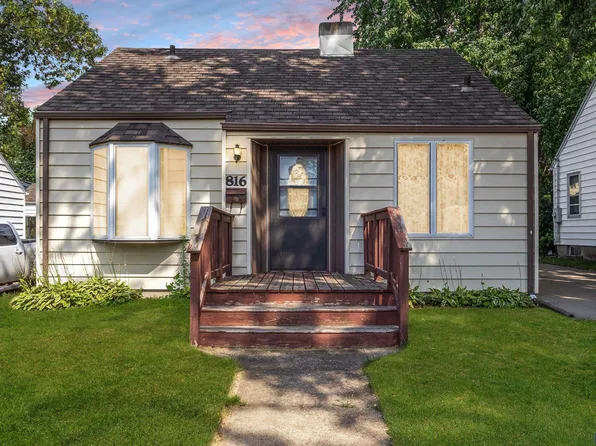 816 N Summit Ave, Sioux Falls, SD 57104