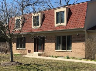 2412 Dawson Ct, Riverwoods, IL