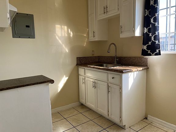 2nd image of 6410 Jaboneria Rd