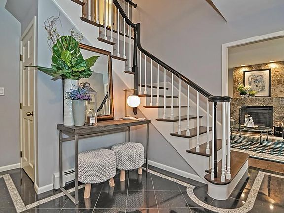 4th image of 12 Haviland St
